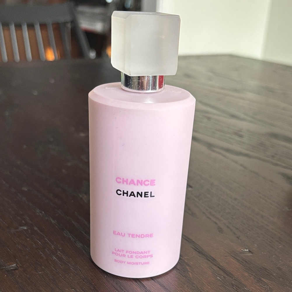 CHANEL Chance Eau Tendre Soft Pink Lotion
